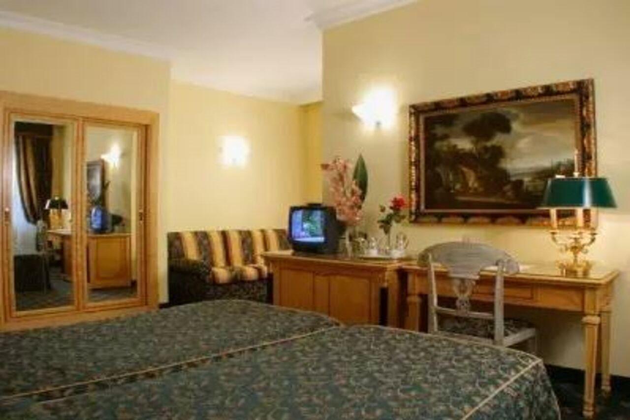 فندق Champagne Garden روما الغرفة الصورة